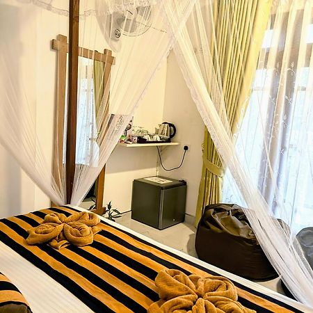 Rich Grove Inn Ella Zewnętrze zdjęcie