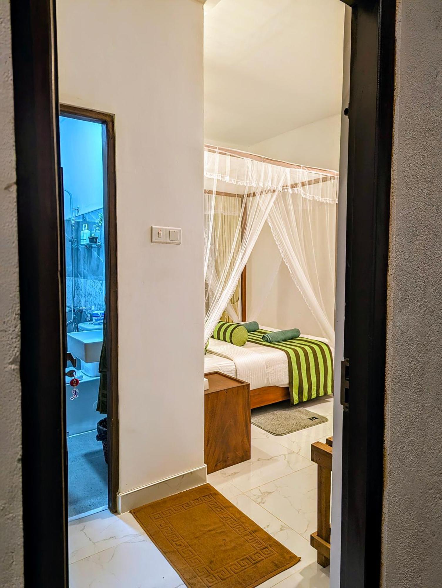 Rich Grove Inn Ella Zewnętrze zdjęcie