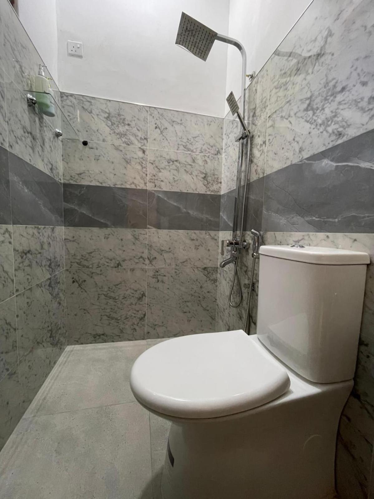 Rich Grove Inn Ella Zewnętrze zdjęcie