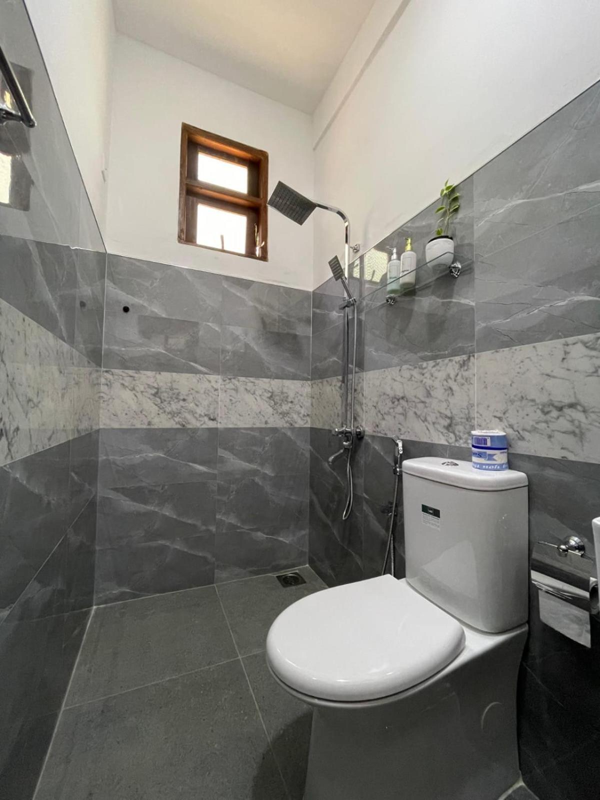 Rich Grove Inn Ella Zewnętrze zdjęcie