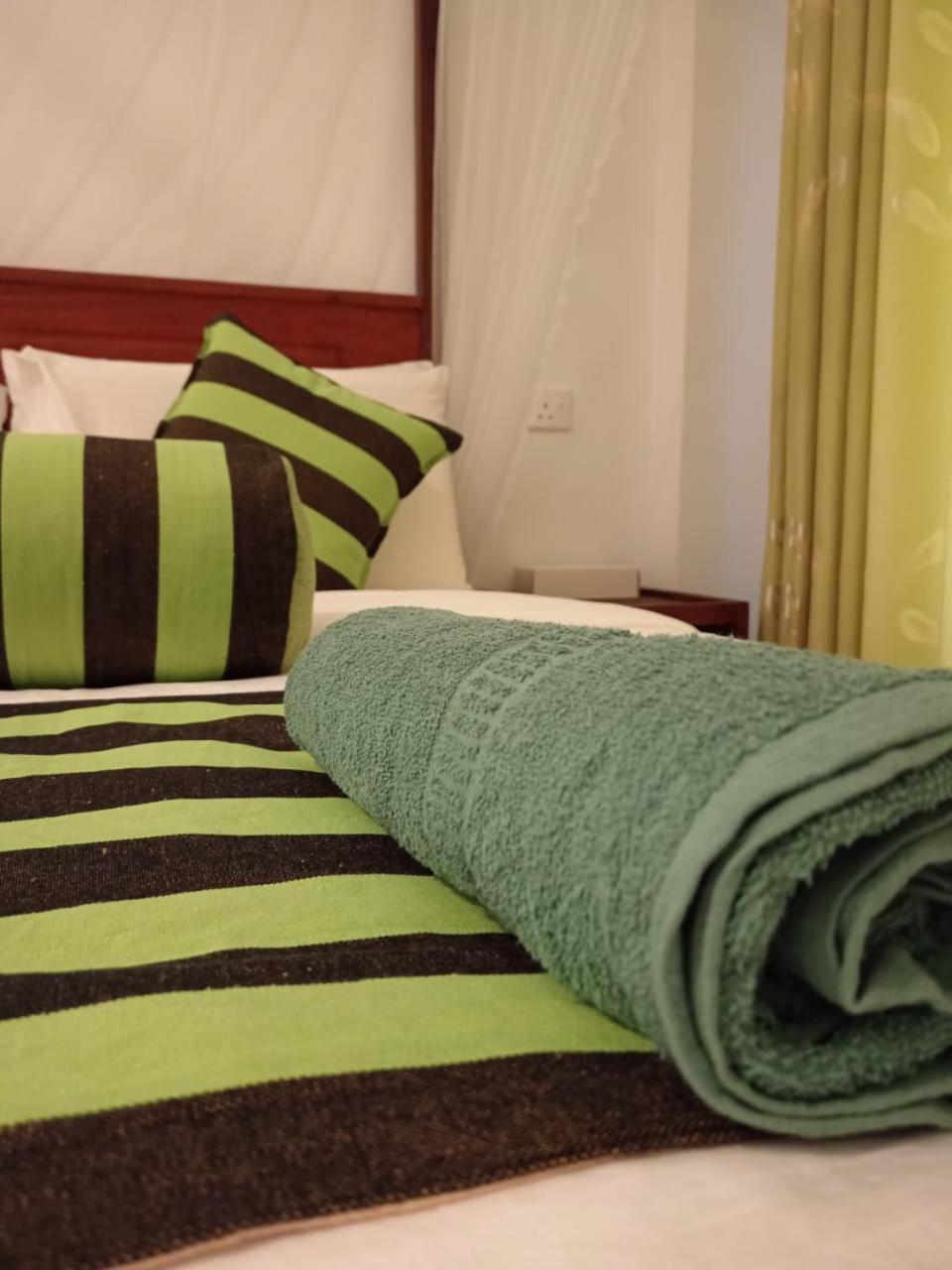 Rich Grove Inn Ella Zewnętrze zdjęcie