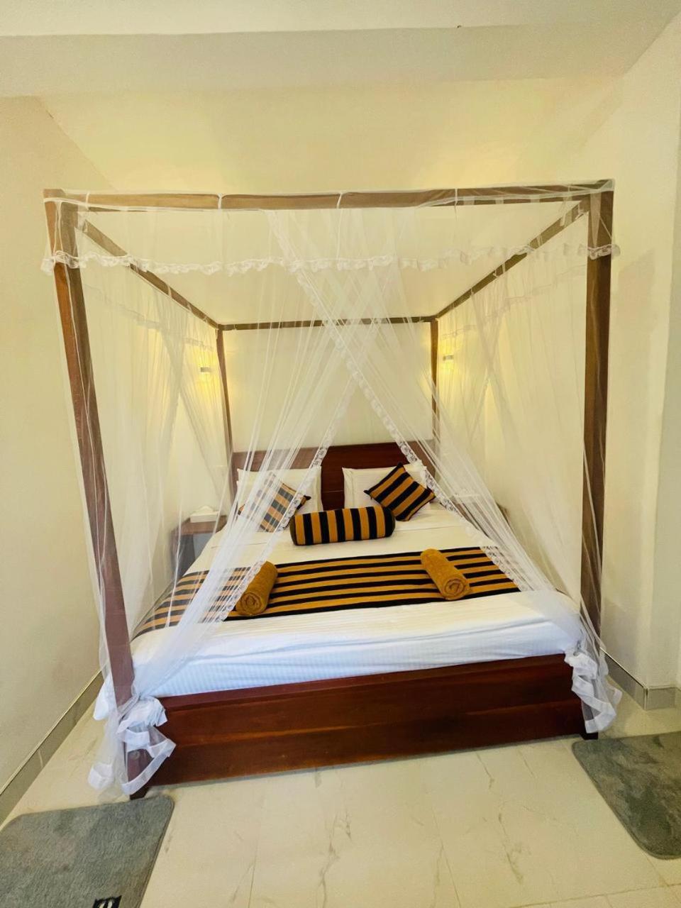 Rich Grove Inn Ella Zewnętrze zdjęcie